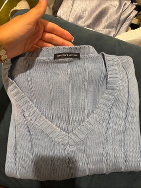 BRANDY MELVILLE Light Blue V-Neck Knit Sweater